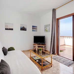 villa-luisa-2-en-frontera.in-canary-islands.com/